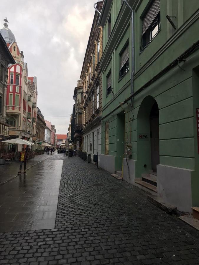 Jolie Place Old Town Тімішоара Екстер'єр фото